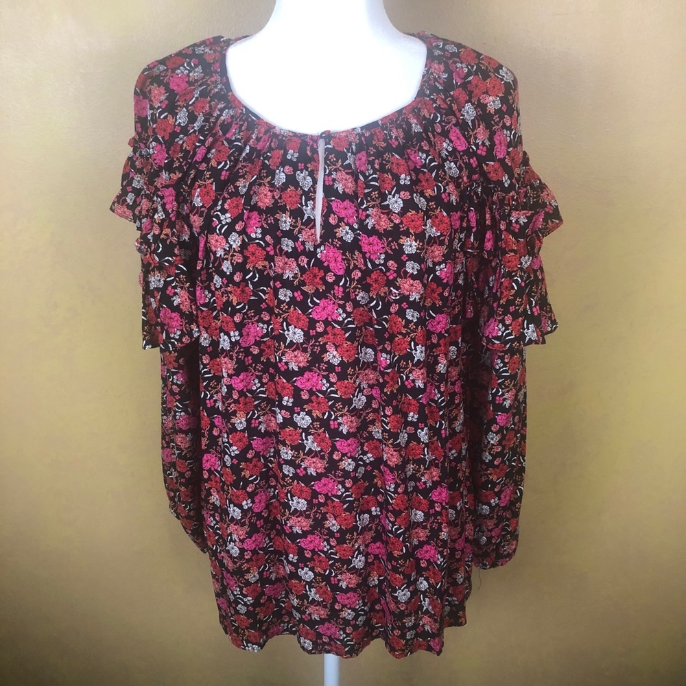Women’s blouse, size medium